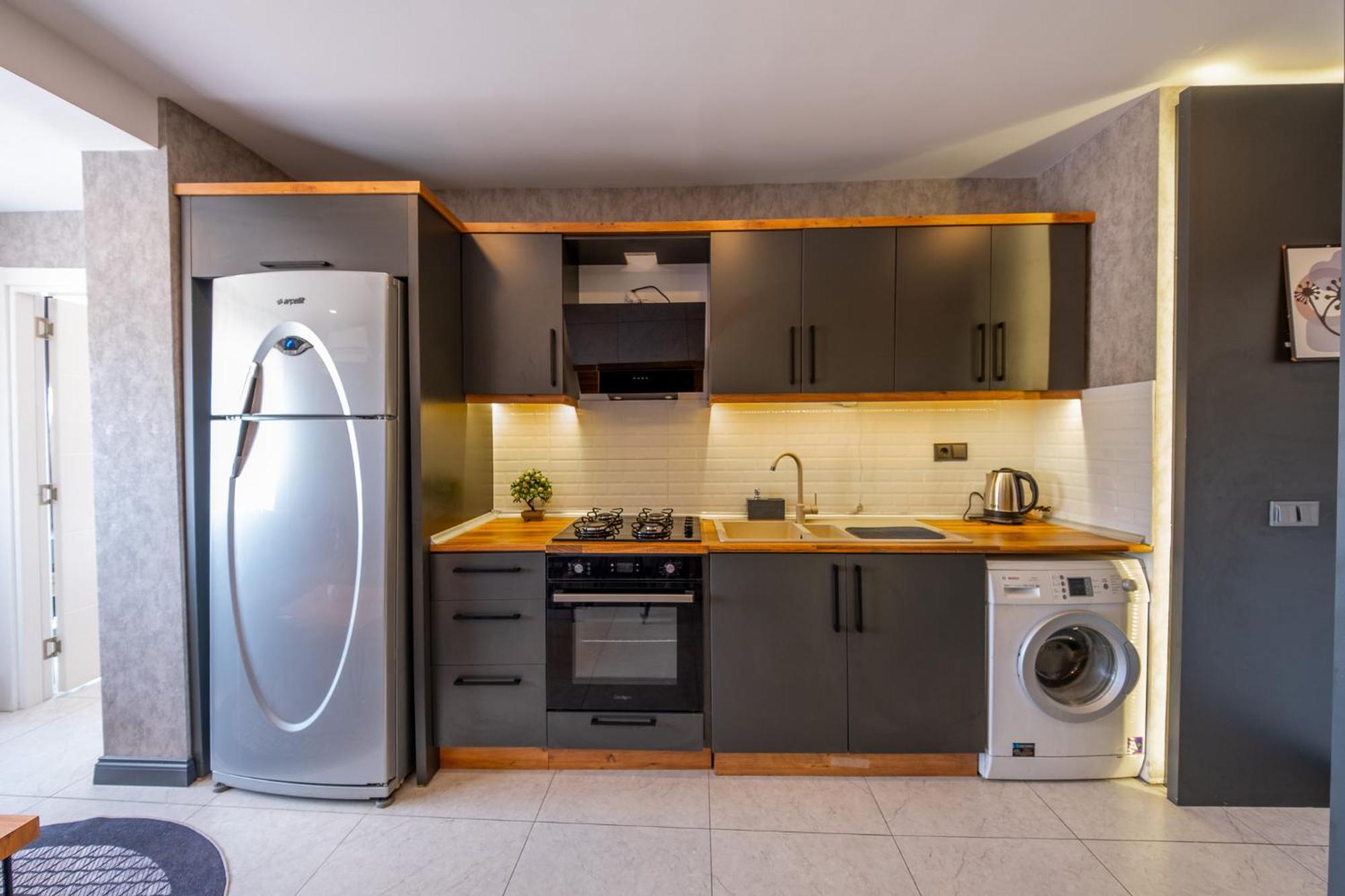 Mrt Suites Lara Antalya Eksteriør bilde