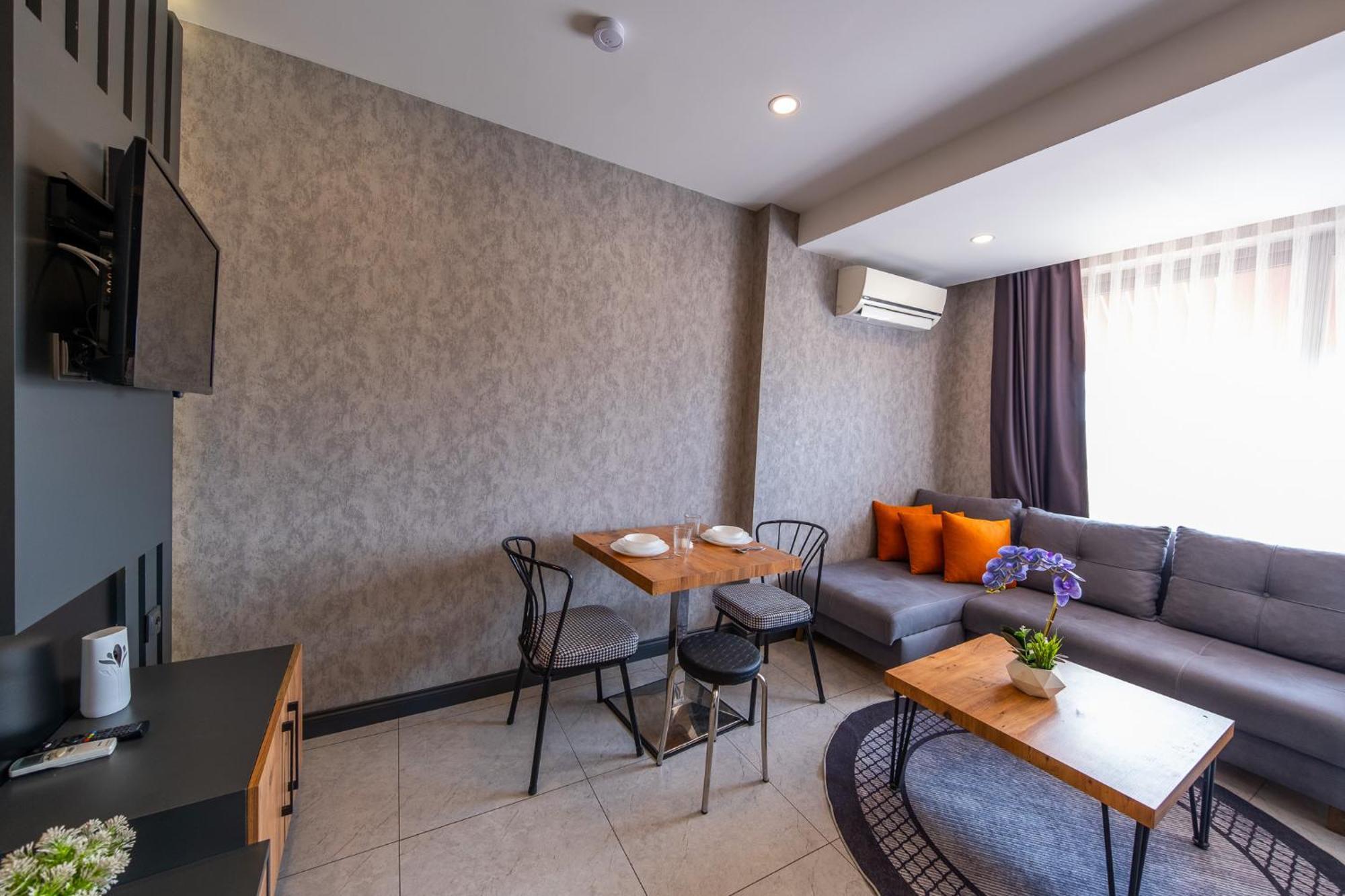 Mrt Suites Lara Antalya Eksteriør bilde