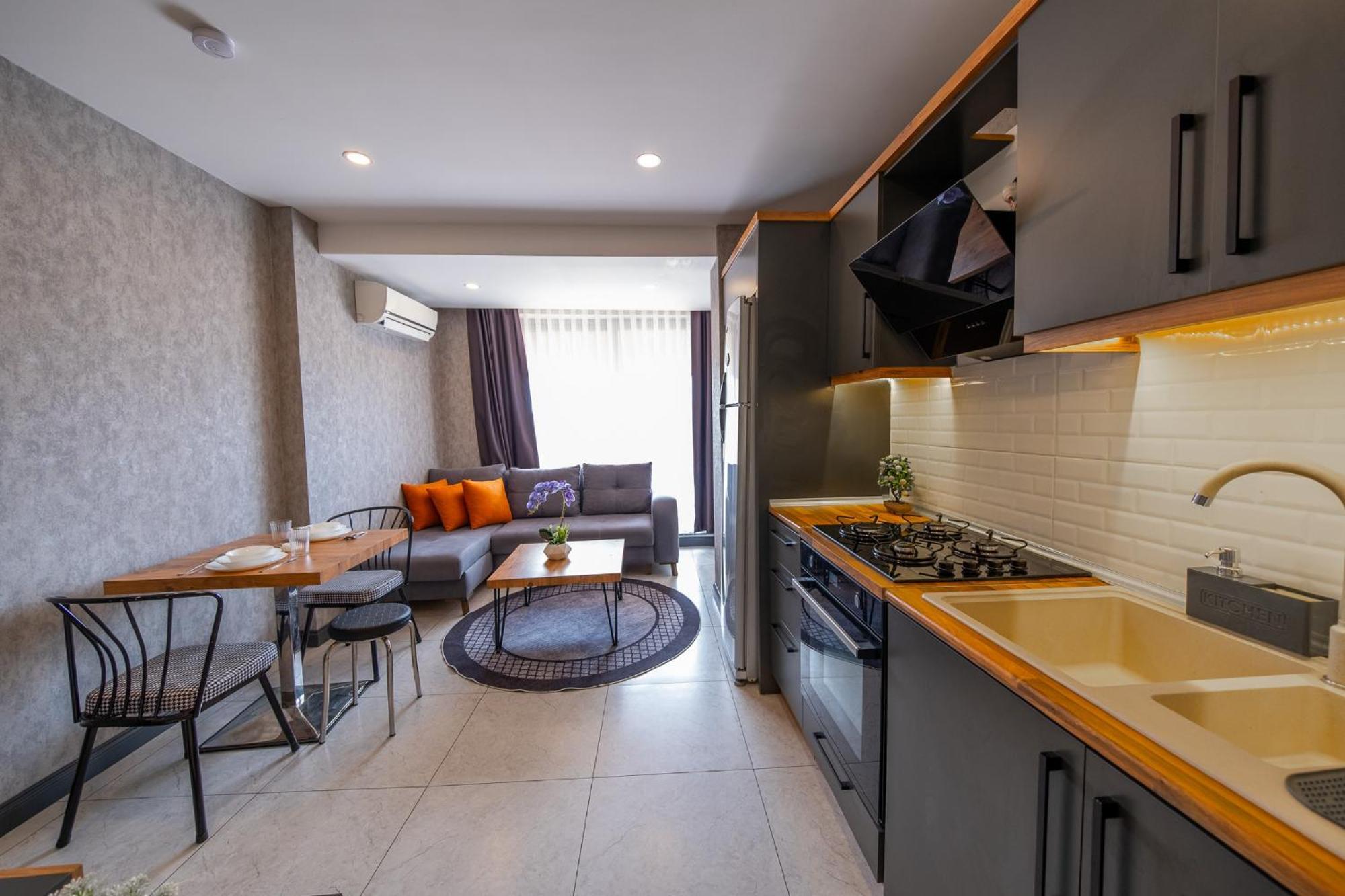 Mrt Suites Lara Antalya Eksteriør bilde