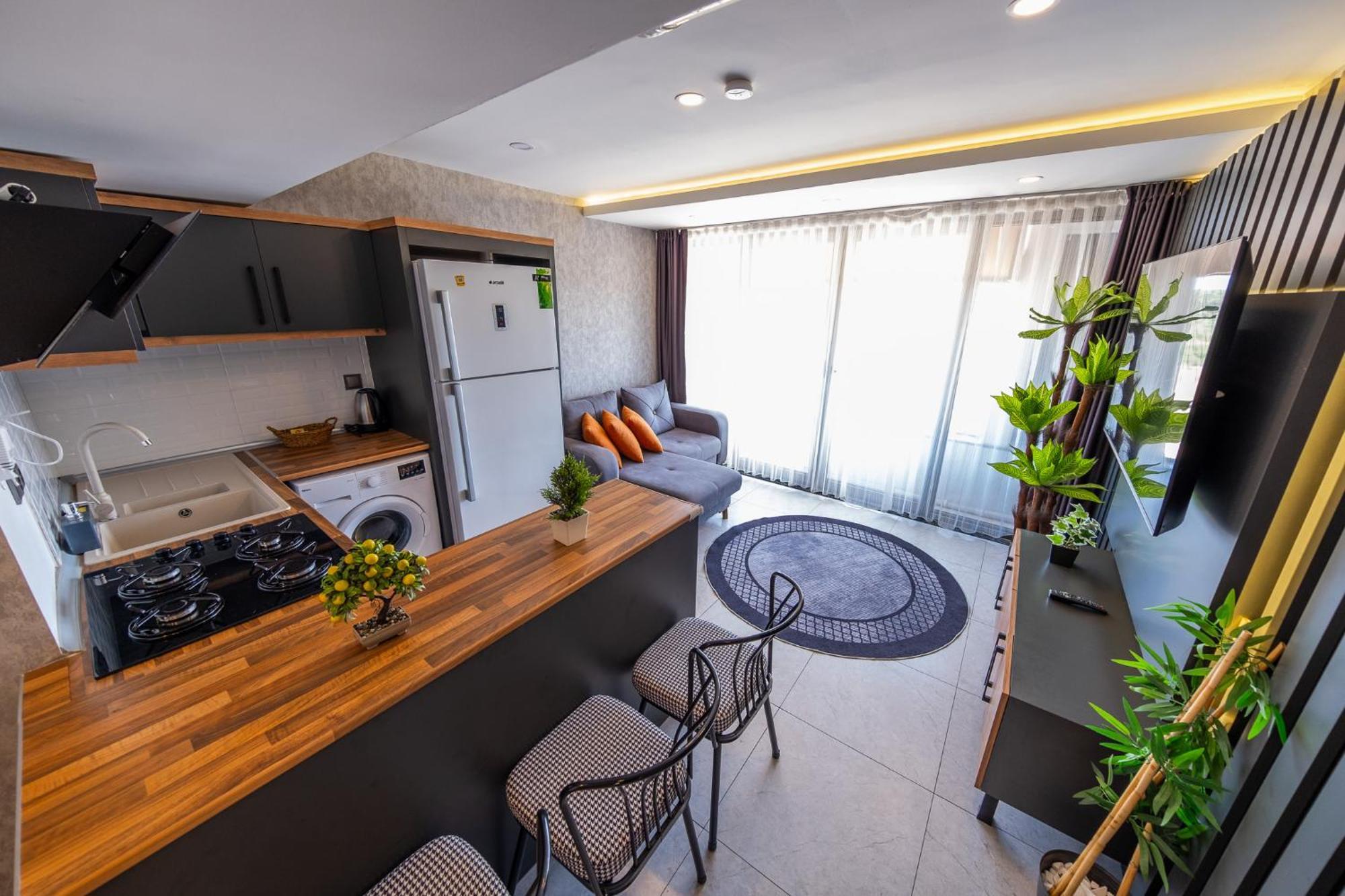 Mrt Suites Lara Antalya Eksteriør bilde
