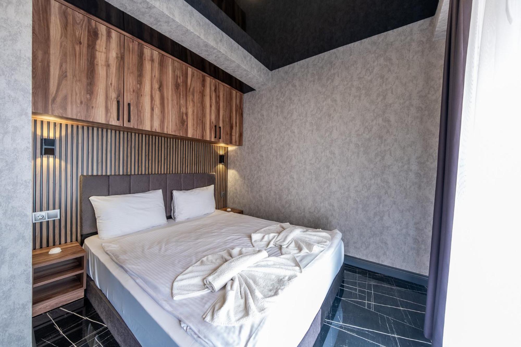 Mrt Suites Lara Antalya Eksteriør bilde