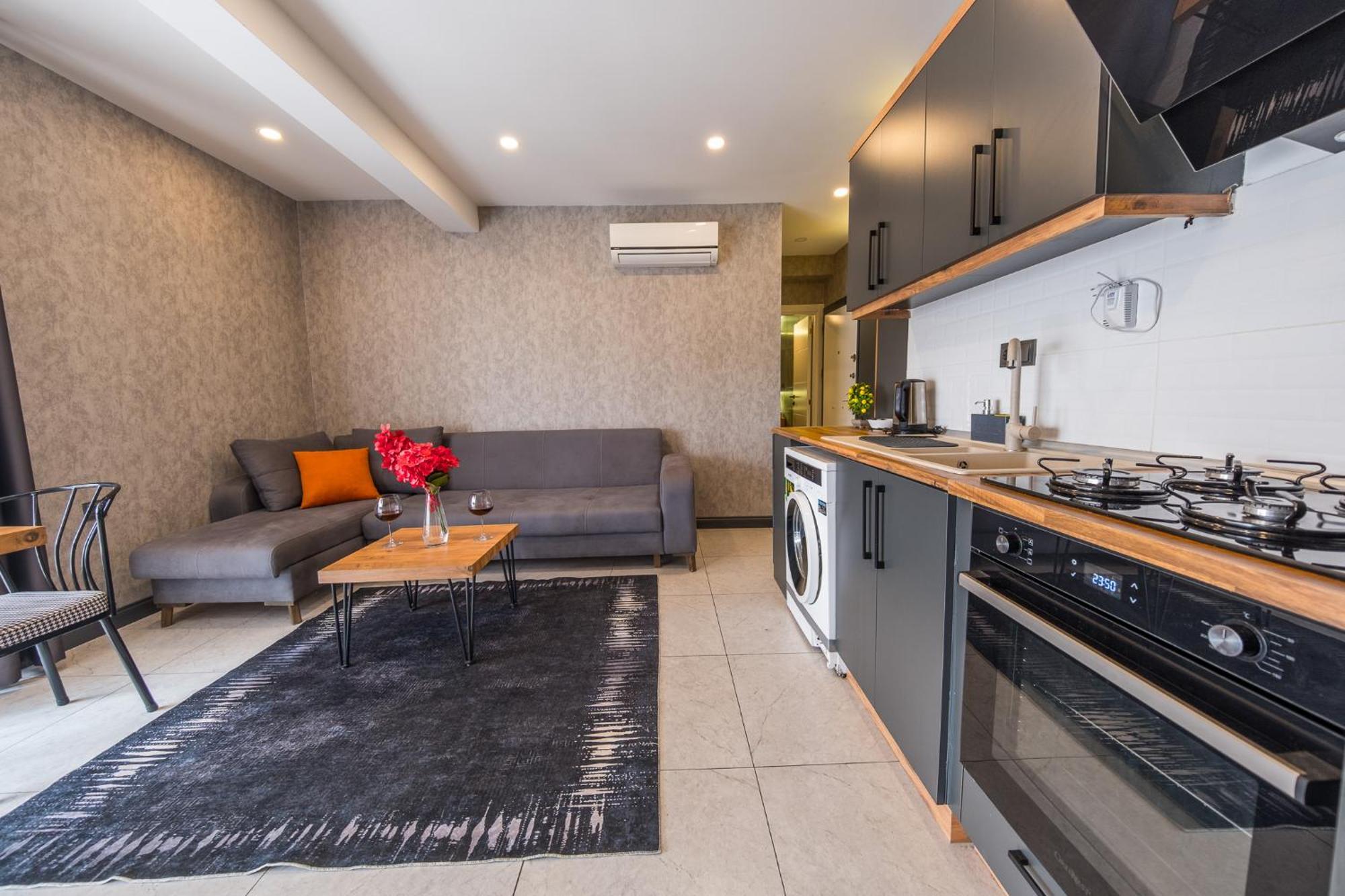 Mrt Suites Lara Antalya Eksteriør bilde