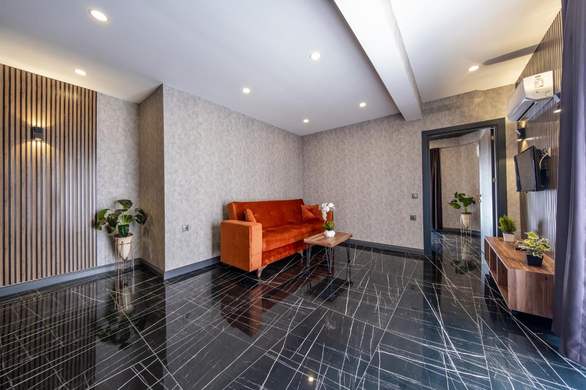 Mrt Suites Lara Antalya Eksteriør bilde
