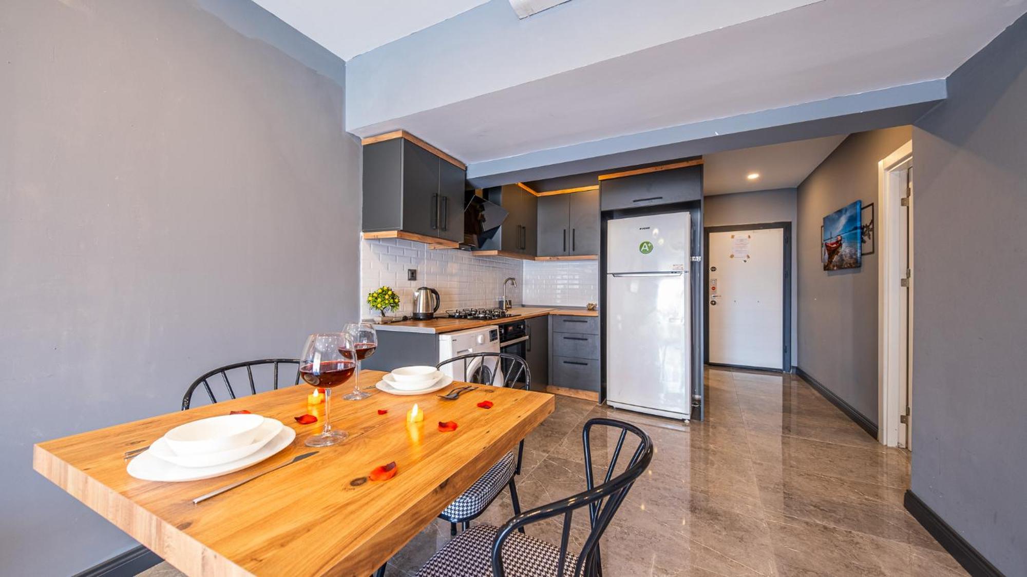 Mrt Suites Lara Antalya Eksteriør bilde