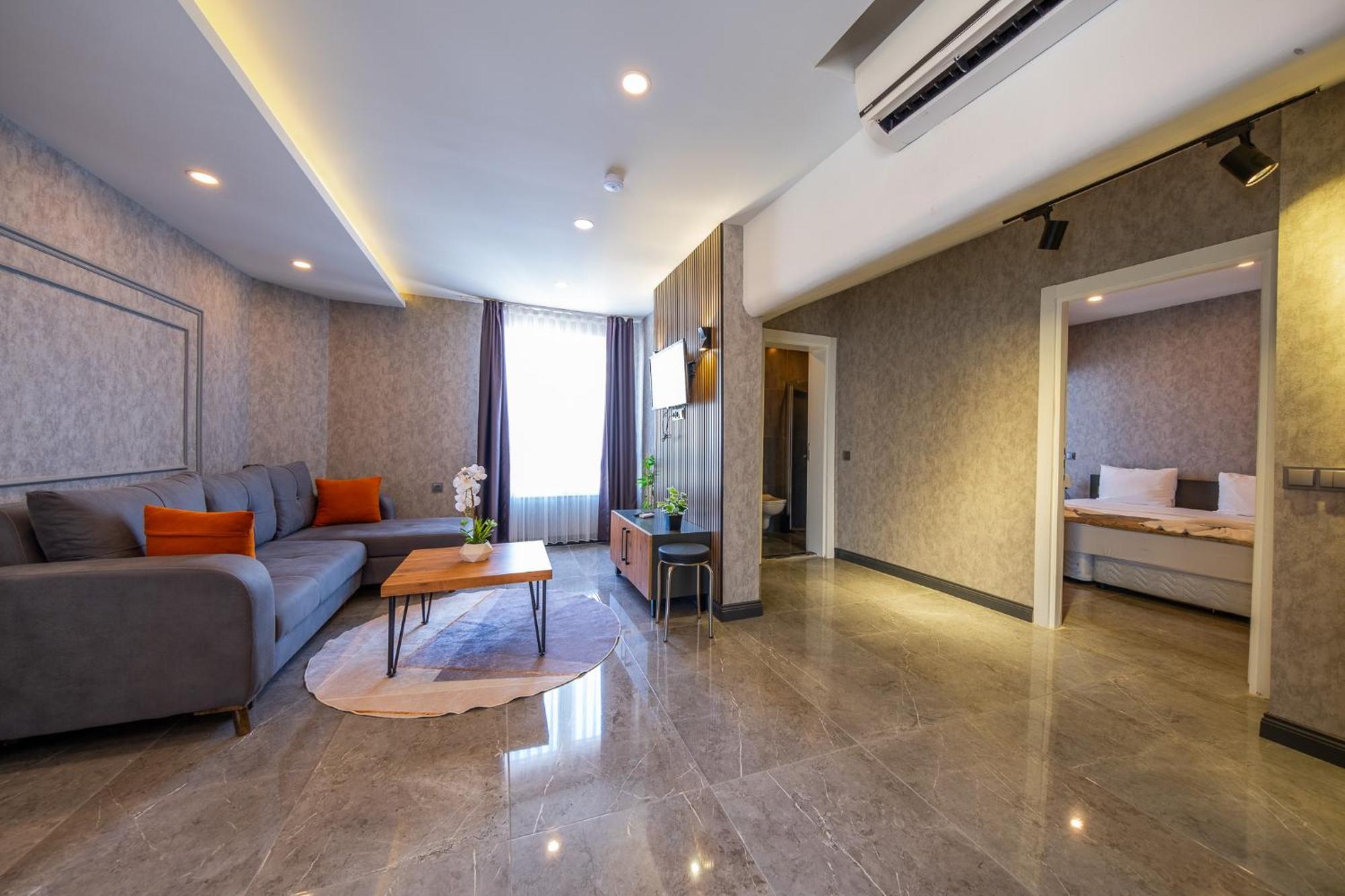 Mrt Suites Lara Antalya Eksteriør bilde